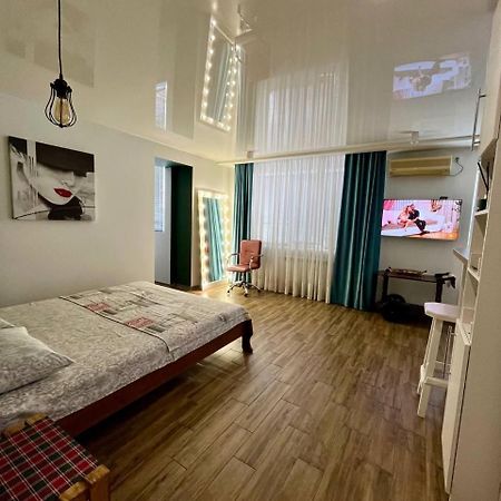Studio Apartment Center Кременчуг Экстерьер фото