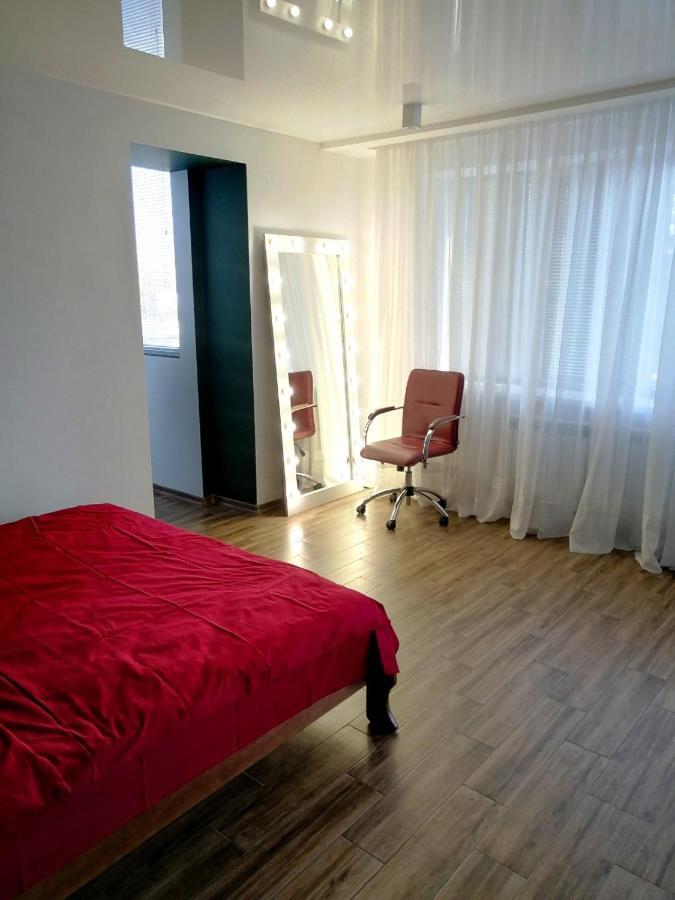 Studio Apartment Center Кременчуг Экстерьер фото